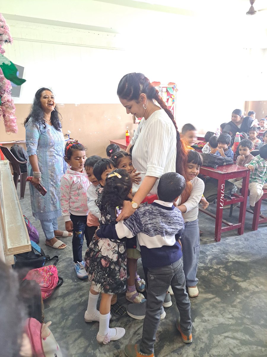 Deepi03's tweet photo. I feel blessed to be in this noble profession, filled with respect, love, and stability. 
But the greatest reward is my students' love – it's the driving force behind everything I do.
Thank you children for making me feel so special  ! https://t.co/KOyhMg46AB