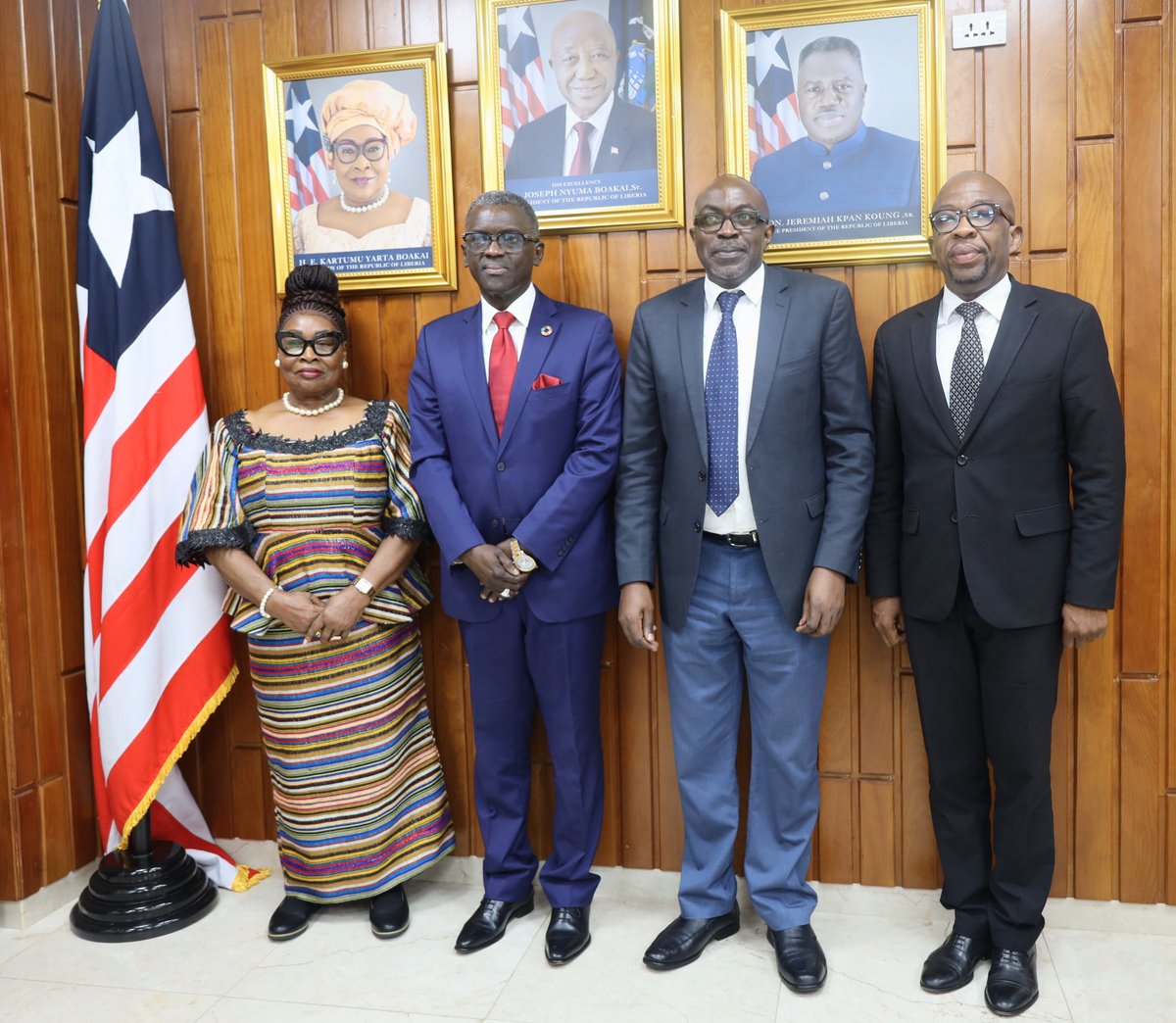 Our Rep, Dr. <a href="/madybiaye1/">Mady Biaye</a>, had a productive meeting with First Lady, H. E. Kartumu Y. Boakai yesterday at the Executive Mansion. Their discussion centered on empowering adolescent girls, ending preventable maternal deaths, and ending drug &amp; substance abuse among youth in Liberia.