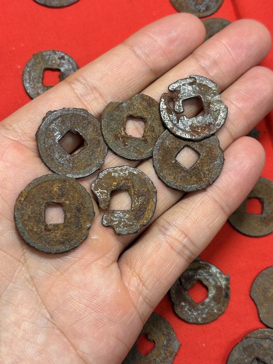 この鉄銭ロットを複数出していた青森の方に話を聞いたら 「ロットを