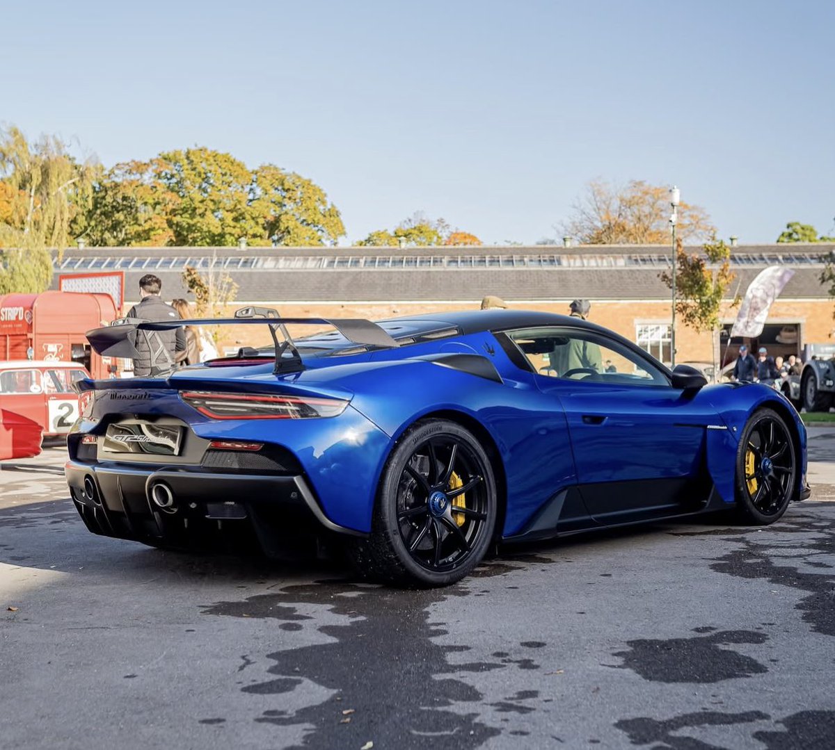 LUX Cars tweet media