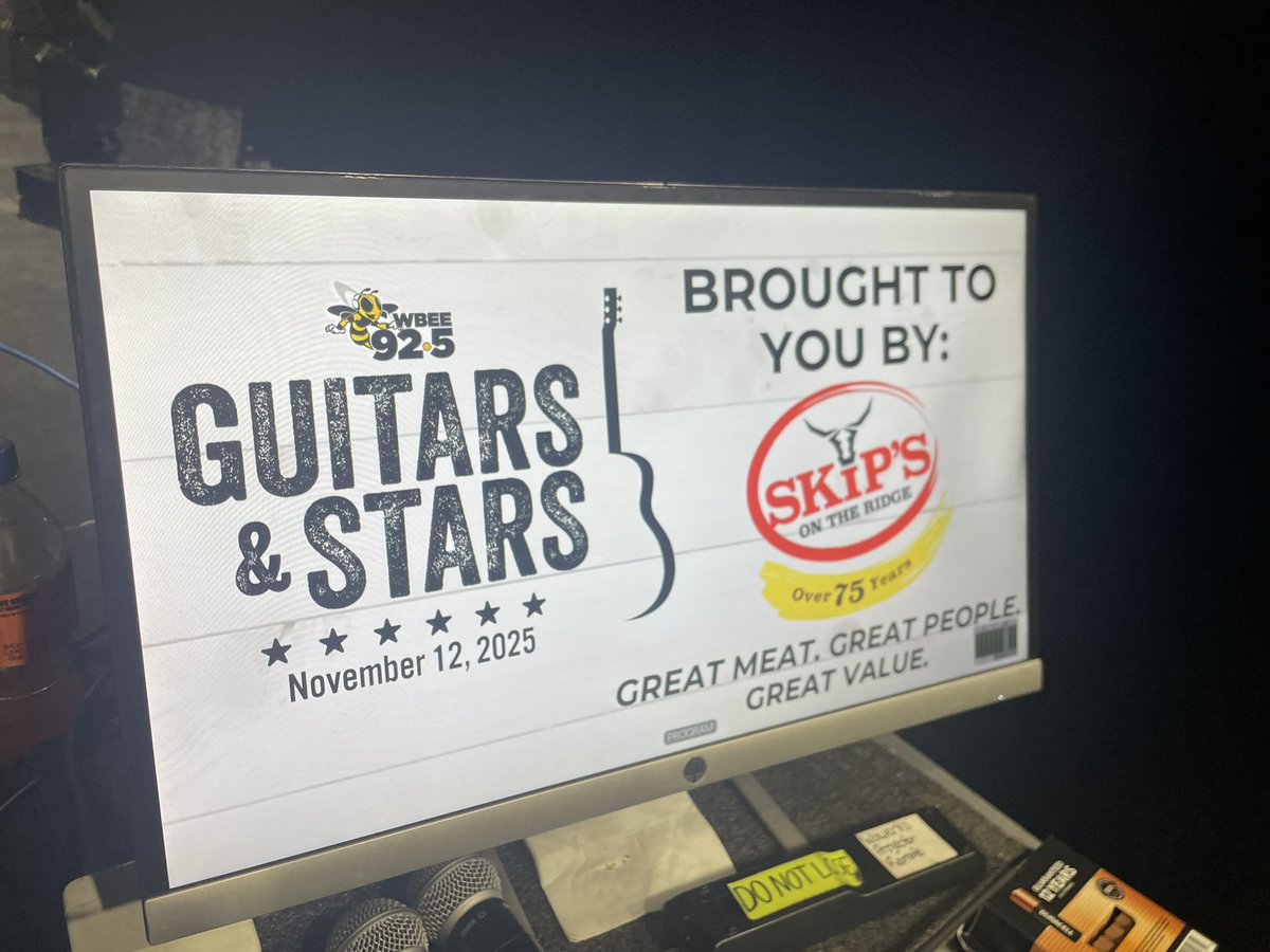 TimWBEN's tweet image. Backstage at the @925WBEE Guitars and Stars event in Rochester as the tradition continues!