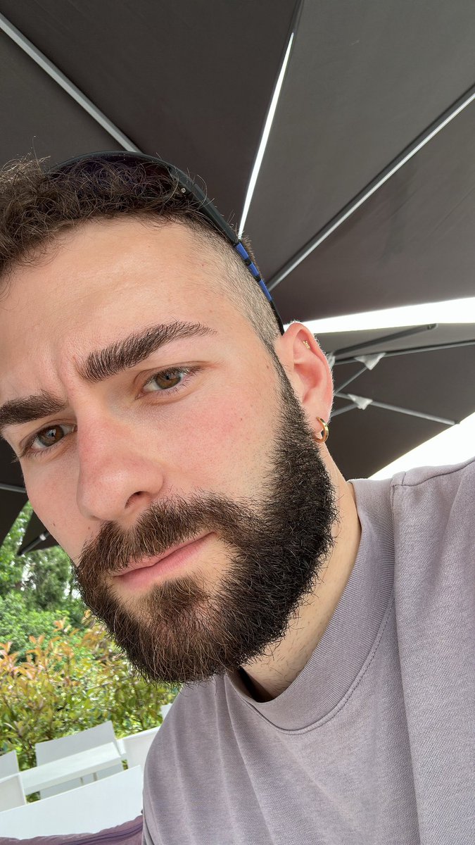 Secondo voi dovrei tornare così o no…