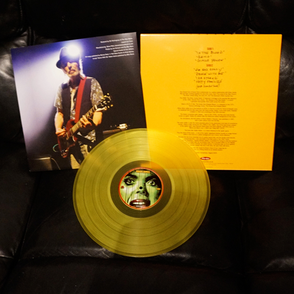 lesclarkart1's tweet image. #BrianJames #TheDamned #LordsOfTheNewChurch Sadly Brians last LP arrived, front illustration Graham Humphries and my layout/design and utilising Brians handwritten notes out on Easy Action CD due next week with bonus tracks  in the past dealt with Brian direct A REALLY NICE BLOKE