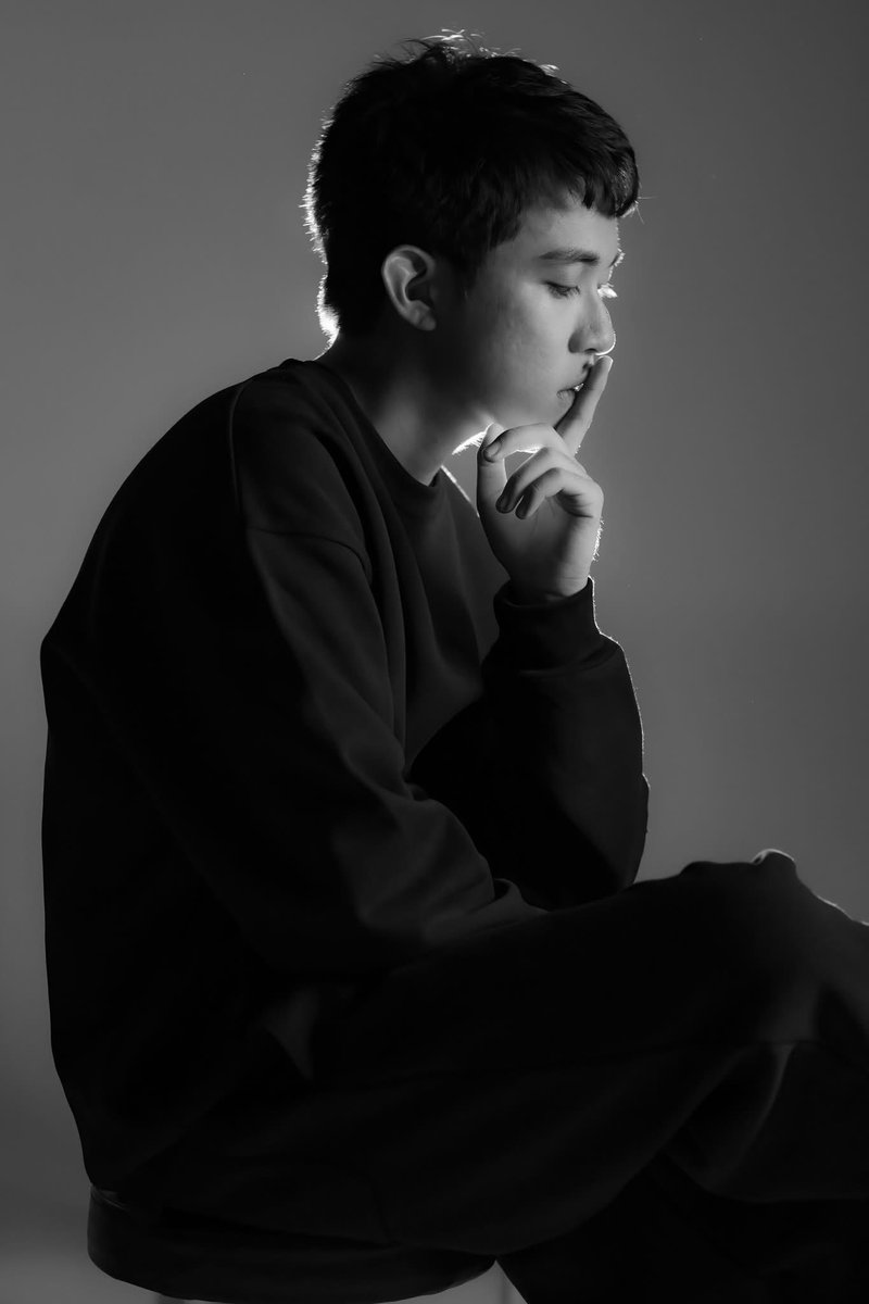 RAKS_Offcl's tweet photo. #RAKS ‘Unsaid Just For You’ Concept Photo #2

🥀 Debut Single Release
November 15, 2025 | 5PM

#RAKS #UnsaidJustForYou #RAKS_UnsaidJustForYou #RAKSDebut #RAKS_UJFY #beetzee #PPOP #PPOPRISE #OPM #newmusic https://t.co/9z8JEAe1Sy