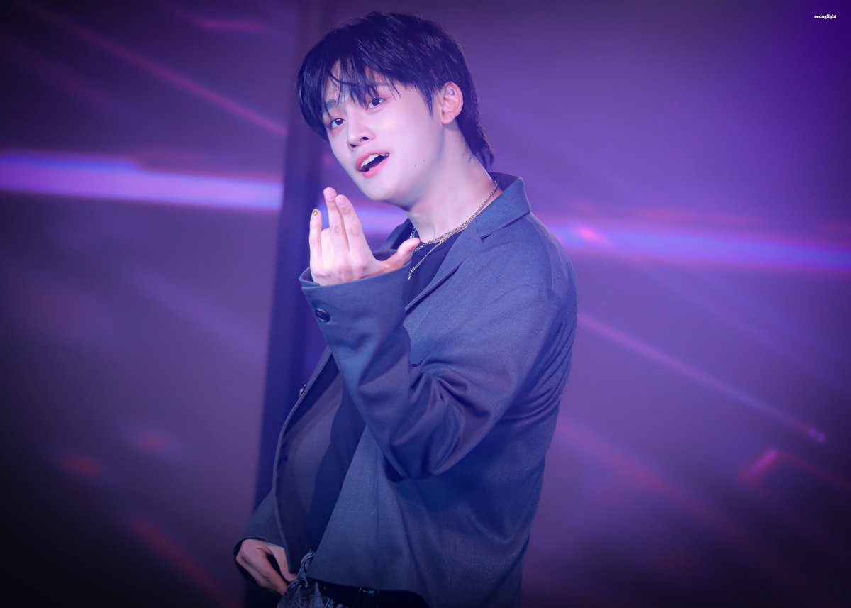 seonglight_96's tweet photo. 2025.11.08

#바오 #BAO #バオ #배바오 #배성엽
#비민 #BE_MIN #BEMIN
#엑스디 #XD https://t.co/rHGbC4w4Cl