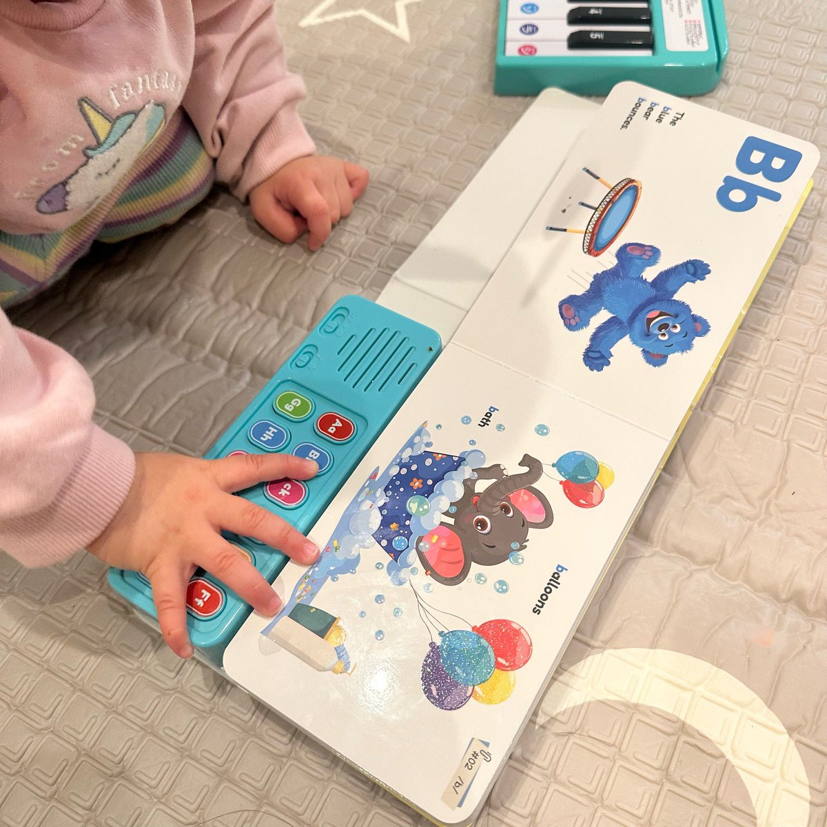 バイリンガルベイビー【特許取得】日本初の英語の音素認識を育てる幼児