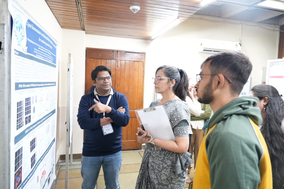 NImmunology's tweet image. A lively poster session at the Indo–French Workshop!

Young researchers are showcasing exciting findings in infectious disease biology, immunity, and host–pathogen interactions.

Great science, great conversations, great energy!
#IndoFrenchScience #PosterSession
@DBTIndia