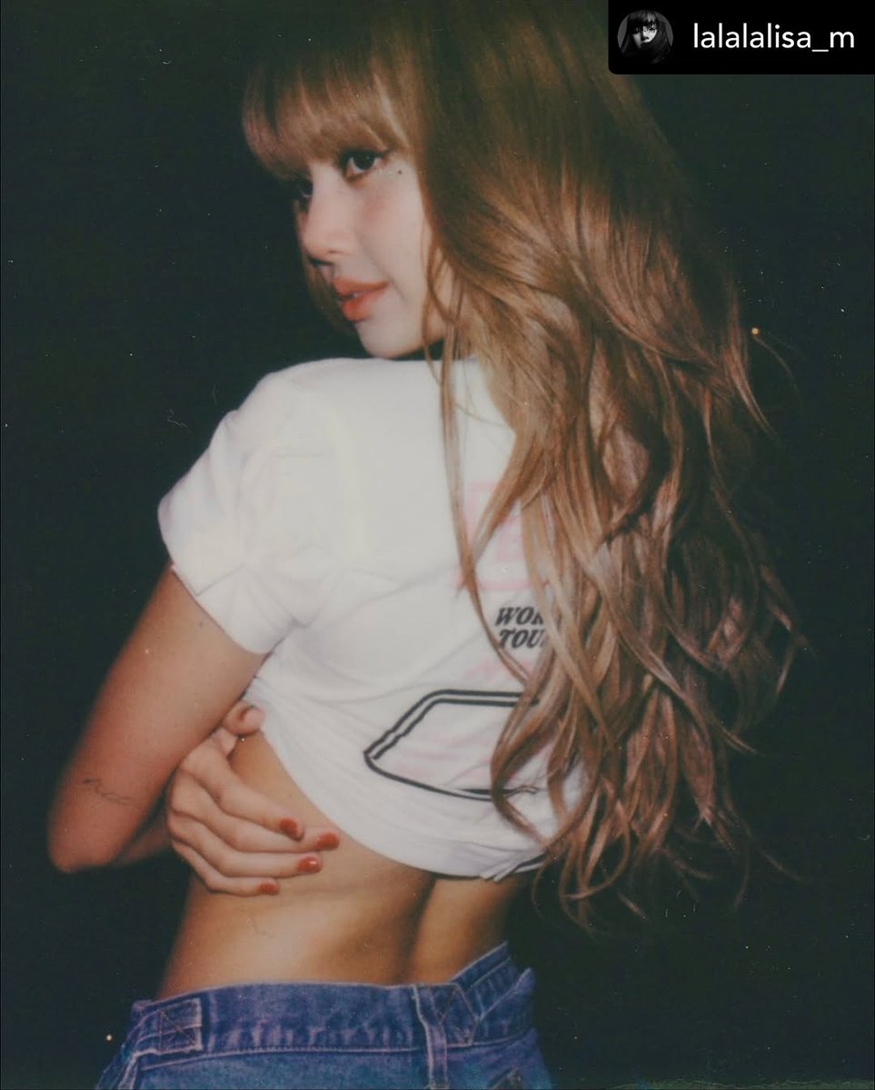 LDN327's tweet photo. So much love and thanks to @lalalalisa_m always means the world to us.
Always love, always cheering for you 💗
#lisa #blackpink #ponystone
- @ponystone_official
https://t.co/wMPo4witQh https://t.co/sbqW5RsgLs