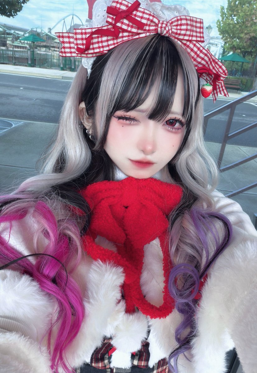 悪魔みたいなサンタもありかなって..?