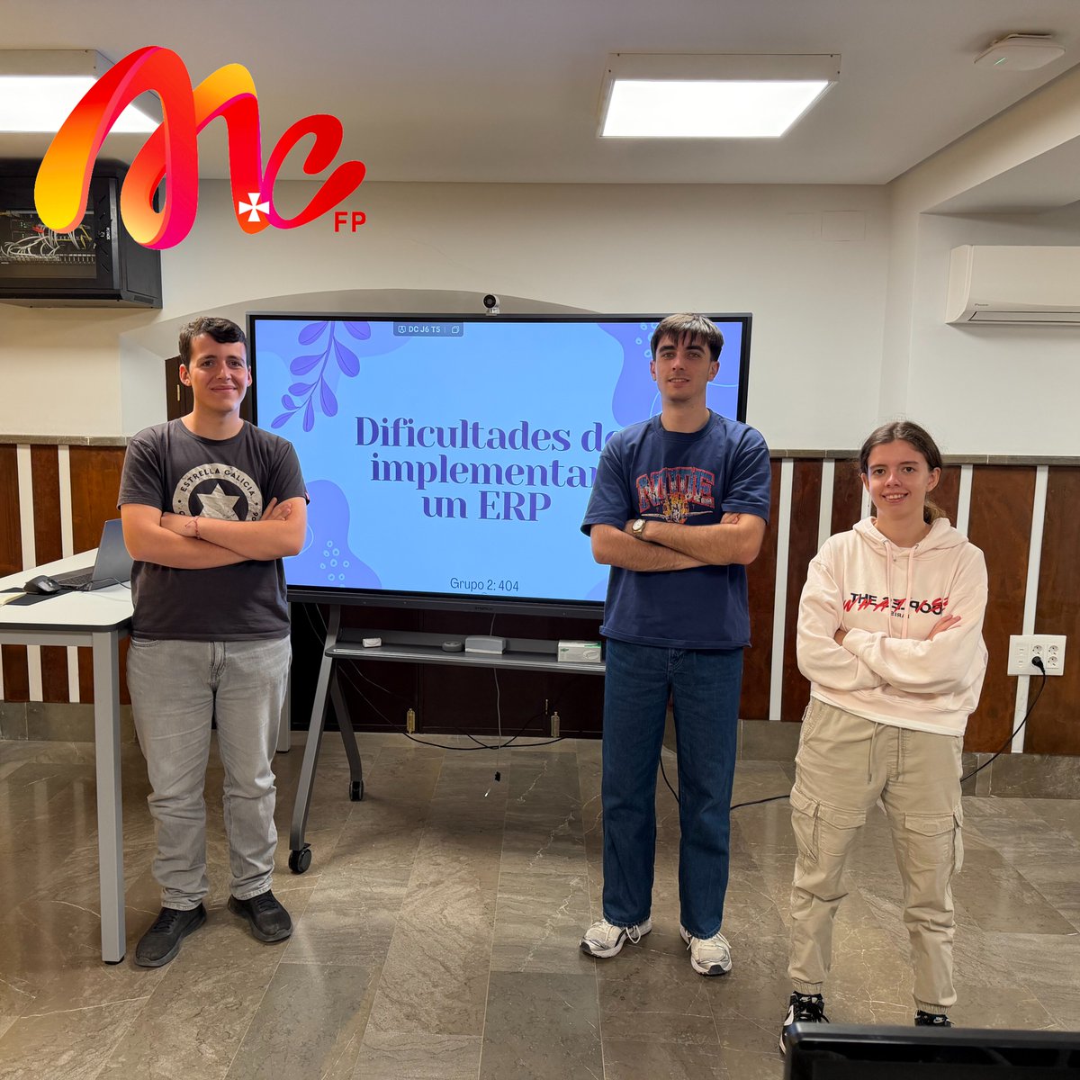 Alumnos de #MercedariasFP DAM analizan los principales desafíos en la implantación de un ERP: 
- Rechazo interno 
- Costes 
- Gestión y cumplimiento  

Presentan soluciones y casos reales durante su actividad formativa👏

 #ERP #FormaciónProfesional #Tecnología #Educación