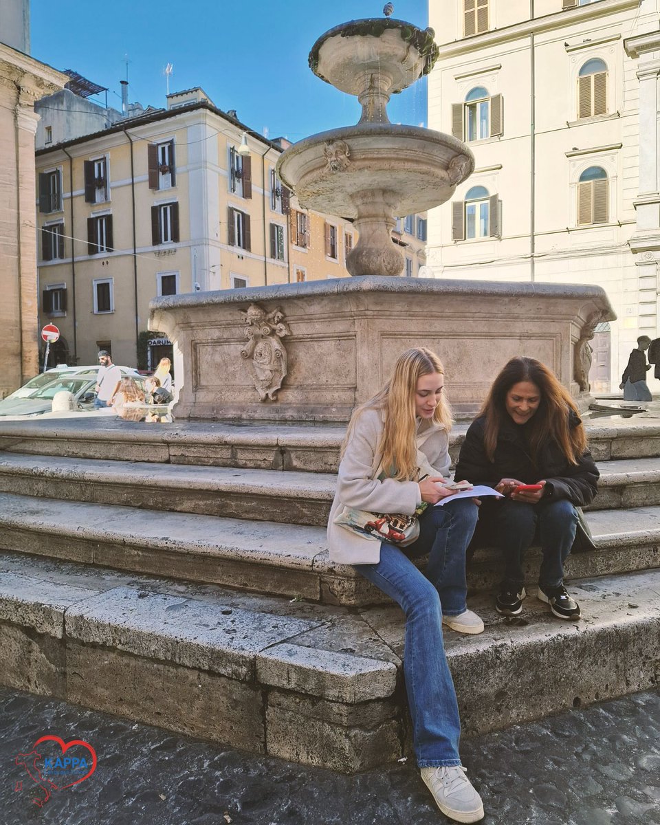 kappalanguage's tweet image. Nuova lezione fotografica 📸 nel nostro salotto preferito: piazza Madonna dei Monti!

#learitalian #italianclass #outdoorclass #iostudioconkappa #visitrome #learningitalian