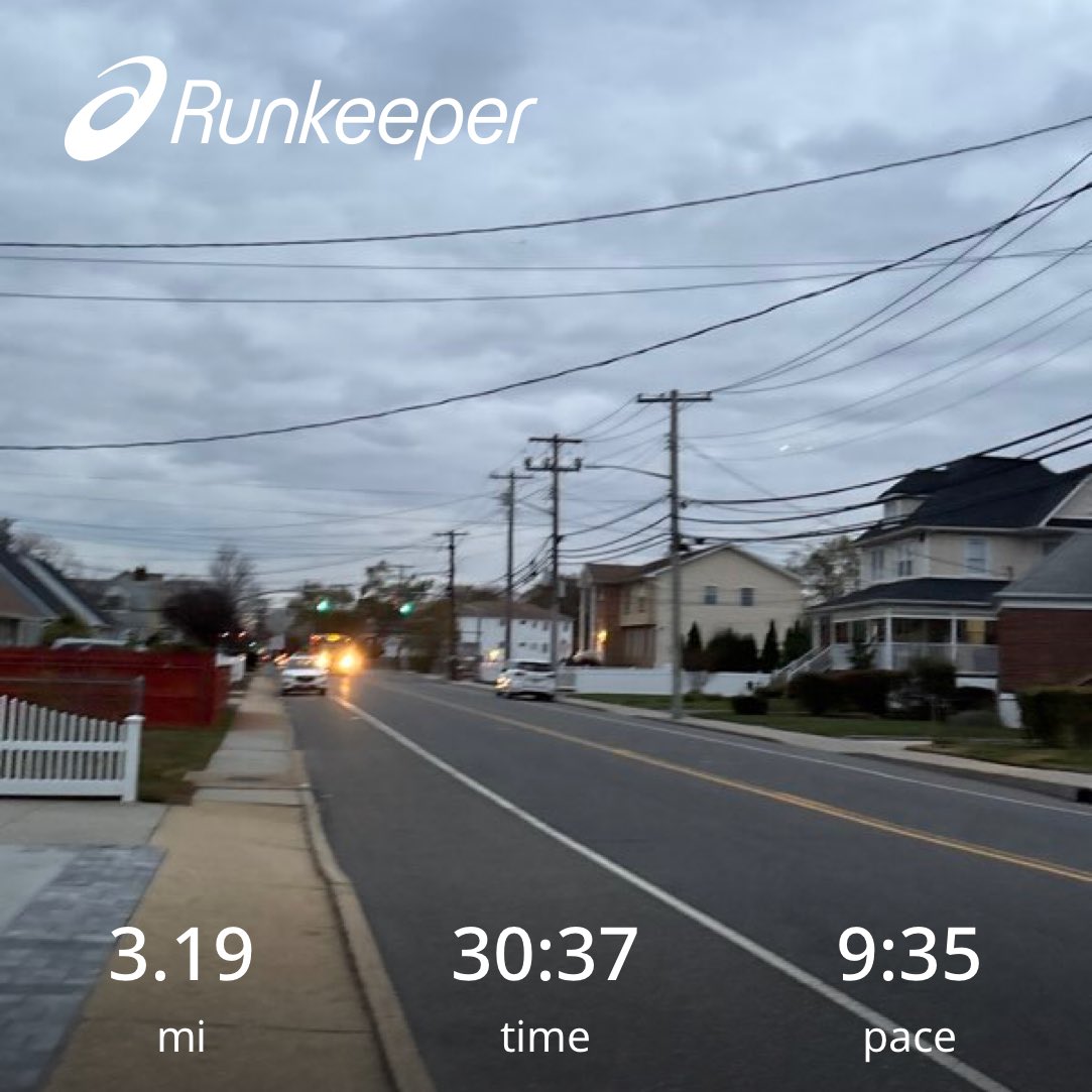 #Intervals #IntervalRun #ThursdayRunday #JustFeltLikeRunning #Oceanside #OceansideRoad #OSideRd #OceansideNY