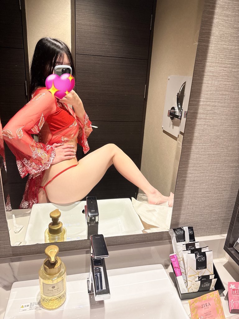 VXwib's tweet photo. 時間は有限だから今を大事に生きていきたい😌
きっと終わりがある活動だけど出会えた人には会い続けてくれる人にはもっと感謝しなければなと思っています🍀*゜
私と出会えた皆様に幸あれ♡♡
自分なりに終わりの時期は決めてますがそれまでにたくさんの人に出会えていい刺激を貰えたら嬉しいです☺️ https://t.co/lPoxom2lqN