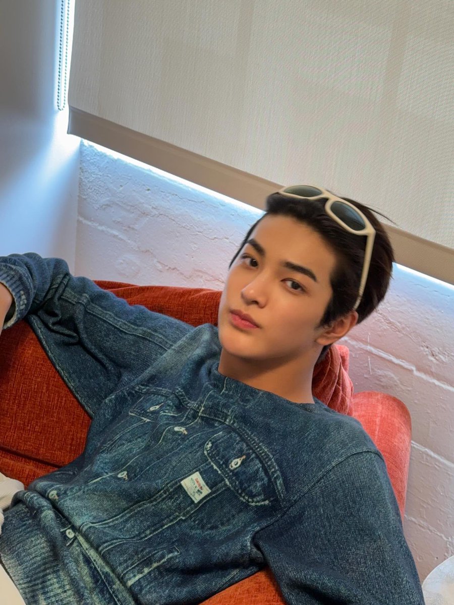 keonho pics tweet media