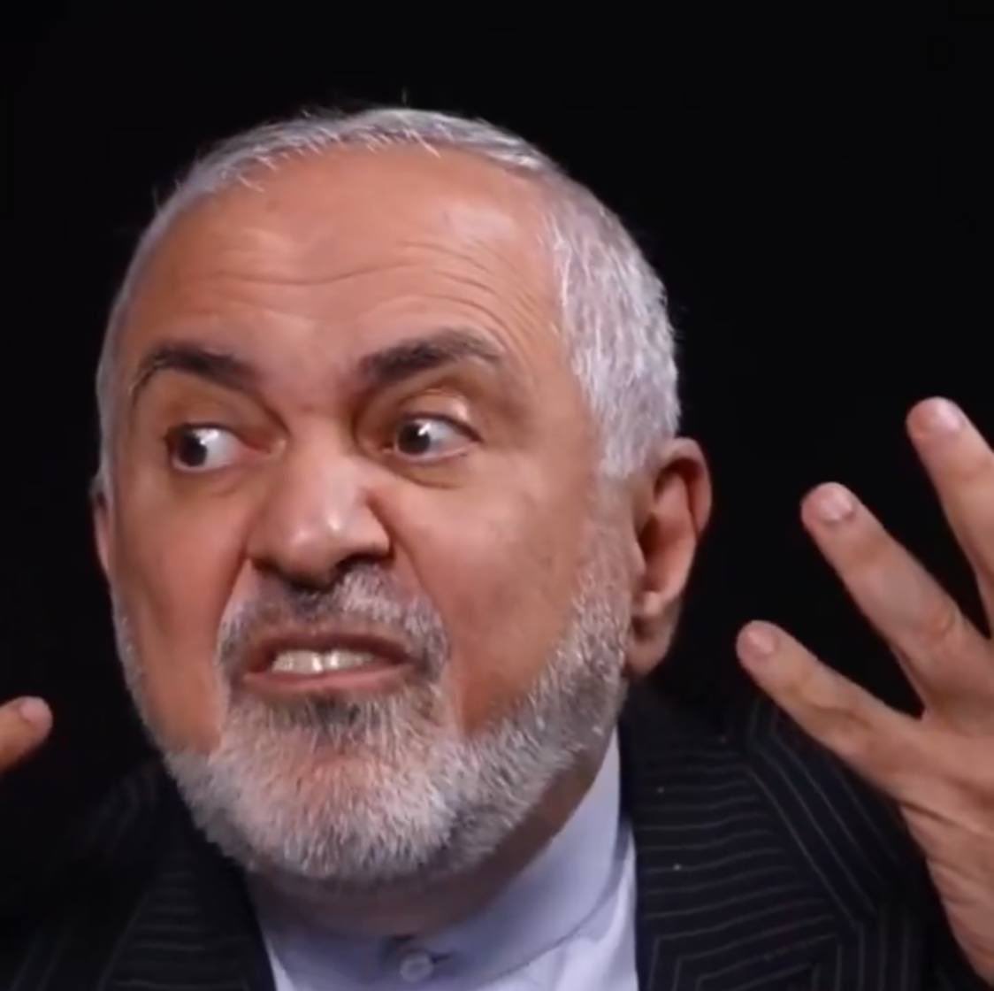 amirmoghadam_ir's tweet image. 💢ظریف دولت و وزارت خارجه سایه تشکیل داده!
ظریف به اتفاق همسرش و سه نفر دیگر در شهریور ۱۴۰۴ موسسه بنام &quot;مؤسسه فرهنگی هنری پویشگران آینده امید بخش پایاب&quot; ثبت کرده و مشغول دیدارهای گسترده با سفرای اروپایی و... است! در کنار این موسسه و در همان ادرس هم یک سایت خبری رانتی راه انداخته…