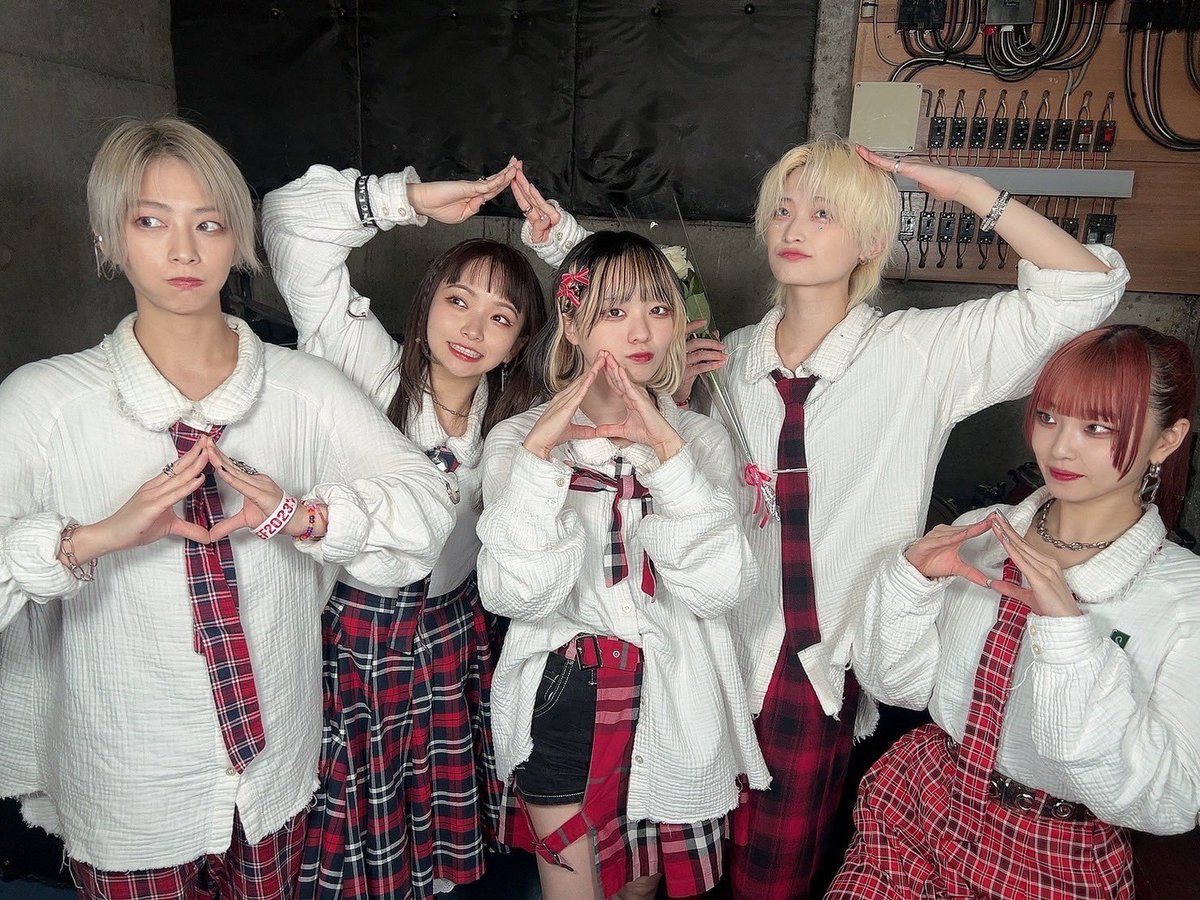 ユーナッテ・ユーナ (@yu_na_n210) / Posts / X