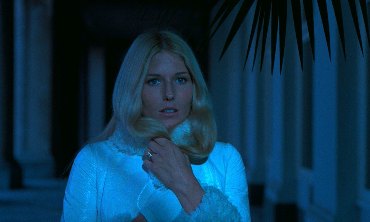 AimPublicity's tweet image. ‘#DaughtersOfDarkness looks absolutely brilliant in 4K UHD... the grading here gives new life to the vibrancy of both the brightest and darkest shades...As expected @FilmsRadiance the #LimitedEdition is nothing short of astounding&apos; #MacbreDaily

Out now 🧛🩸