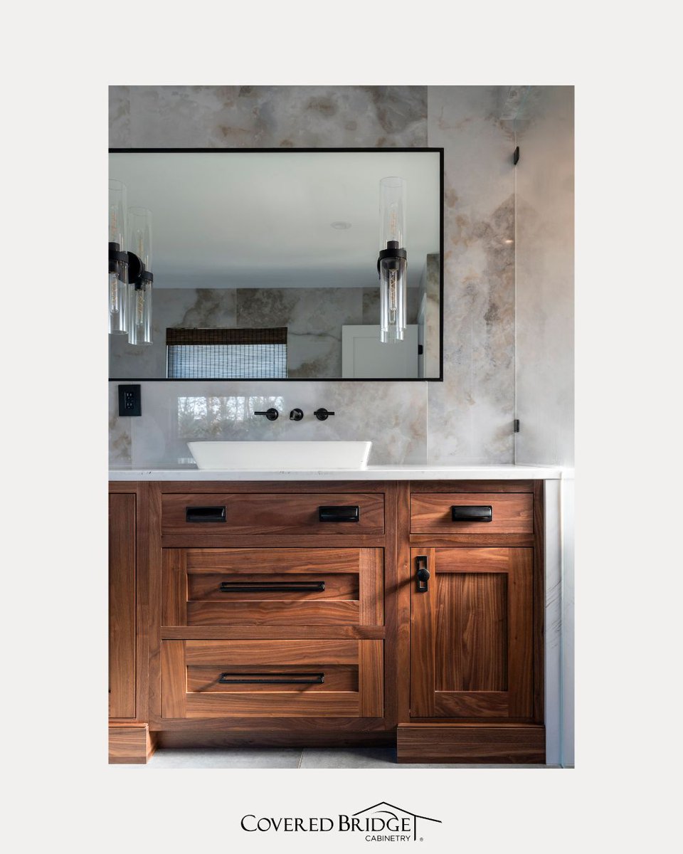 CoveredBridge_'s tweet image. More than kitchens.
This custom walnut vanity features our Ultimate Construction, gauged porcelain slabs, wall-mount faucets, and semi-recessed sinks that keep the top drawer functional.

#CoveredBridge #CoveredBridgeCabinetry #LuxuryLiving #HomeDesign #InteriorInspiratio