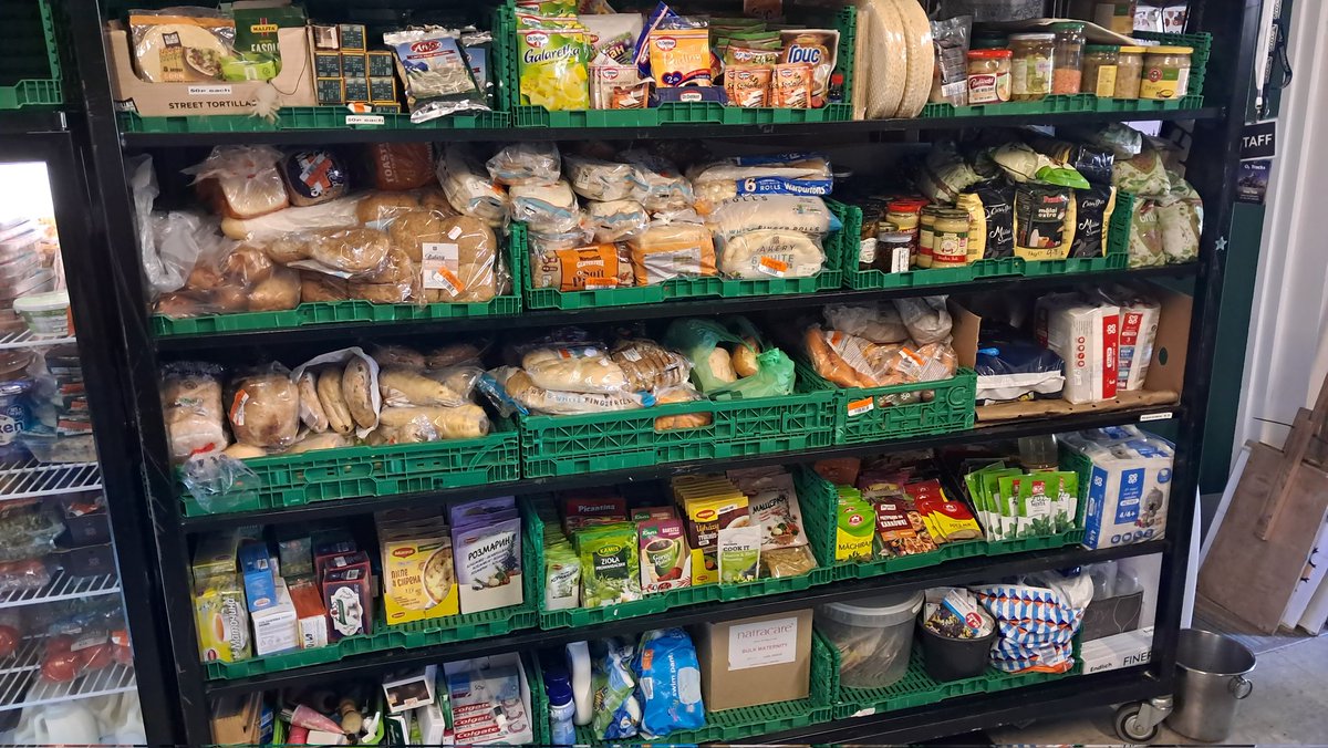 wellyeco's tweet image. SWAP SHOP, FOOD SHARERS, HAPPY CAFE WARM SPACE, SUB &amp;amp; ECO-CRAFTERS on now!

ECO HUB Swanspool Pavilion 10-2:

🔵 Wellingborough Swap Shop
🟡 Happy Café Warm, Safe Space
🟢 Food Sharers
🟣 School Uniform Bank
🟠 Eco-Crafters
⚫️ FREE PAT Testing

wellingboroughecogroup.org.uk/eco/hub/ #swapshop