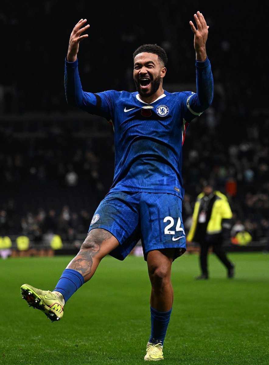 Myrah 💙 tweet media