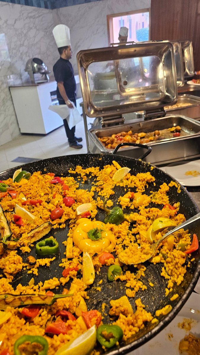 Stephan007's tweet image. Devoxx Morocco clearly wins the best conference food prize, congrats! #DevoxxMa #TooBadItDoesntScale