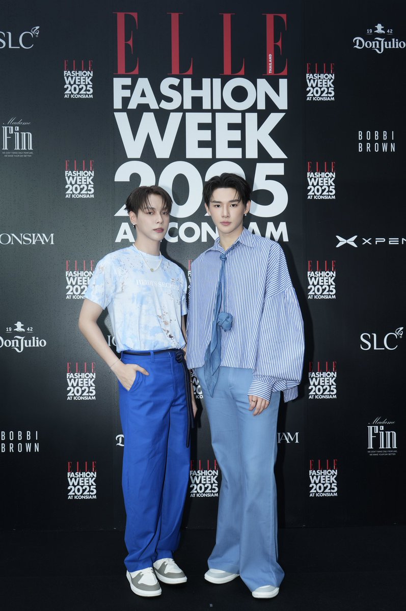 InsightTH's tweet photo. ภาพบรรยากาศ “เป็นต่อ, ปอร์เช่” ในงาน ELLE FASHION WEEK 2025 📸🩶

HEIDI‘S SECRET X LOPTEL
#EFW2025 
#SeeYouAtTheTent
#EFW25ATICONSIAM
#PentorJrp #Tanathorn
#InsightEntertainment #InsightTH #InsightArtist https://t.co/EeLLepI9PE