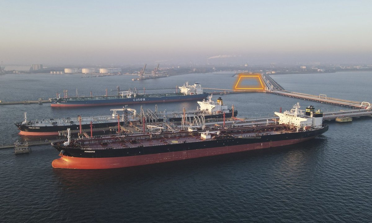 Rozpoczynamy jedną z największych inwestycji energetycznych w Polsce! 

Rozbudowujemy Naftoport, czyli nasz terminal do importu i eksport paliw znajdujący się w Porcie Gdańsk.

Nowe stanowisko „W” będzie miało zdolność przeładunkową na poziomie 9 mln ton rocznie. Dzięki niemu