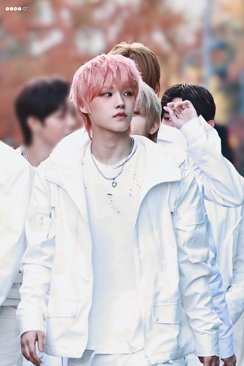 251113 얼굴 좀 좋음

#AHOF #아홉  
#JUWON #박주원