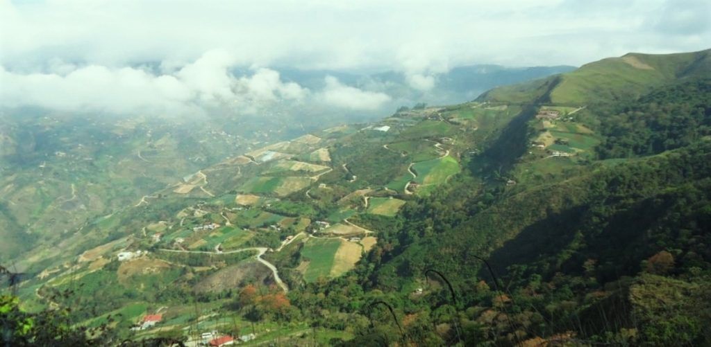 PARQUE NACIONAL MACARAO. #Caracas #DistritoCapital #Miranda. Fue decretado el 5 de diciembre de 1973, en el primer gobierno del presidente Rafael Caldera. Tiene un área de 15.000 hectáreas. #ObrasDeLaDemocracia