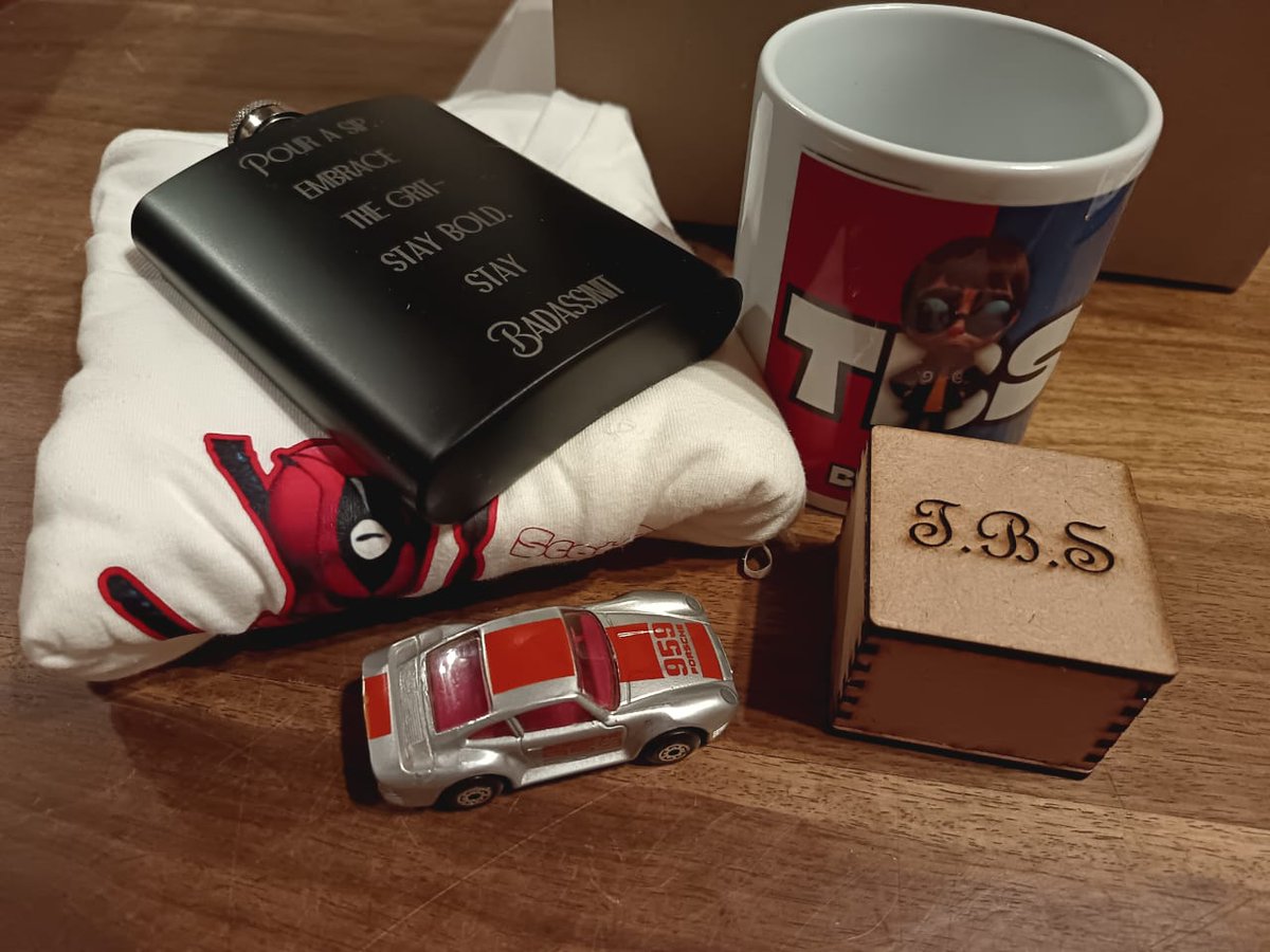 🙅🏻 Refrain from conforming. 

🙌🏻 You were destined to distinguish yourself.

ℹ️ At T.B.S - Smells Digital, we endeavor to be distinctive in our undertakings, and in all that we embrace, we aspire to instill a fragment of our essence into our actions and creations for our members