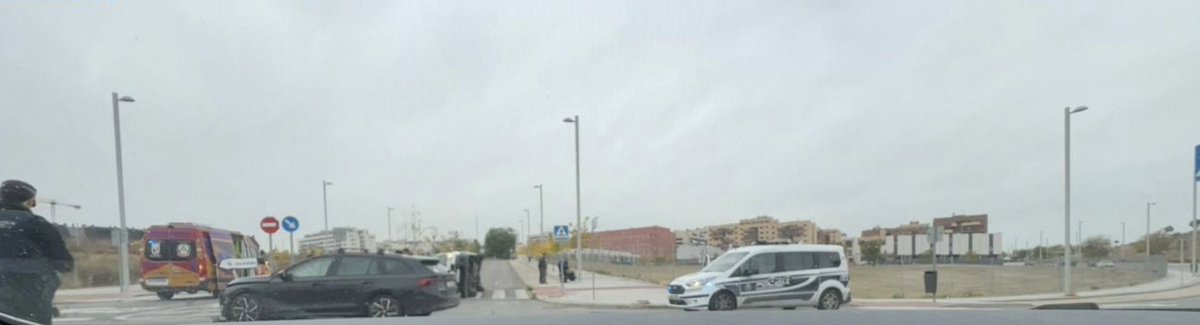 Otro accidente en calle Mayorazgo de Duarte con calle Suertes de la Villa
¿Para cuando un semáforo, tan necesario, en ese punto? Ya que no se respetan las señales verticales de stop... habrá que dar una solución!
@madrid
@agentes_de_movilidad_madrid
@policiamunicipalmad

#accide