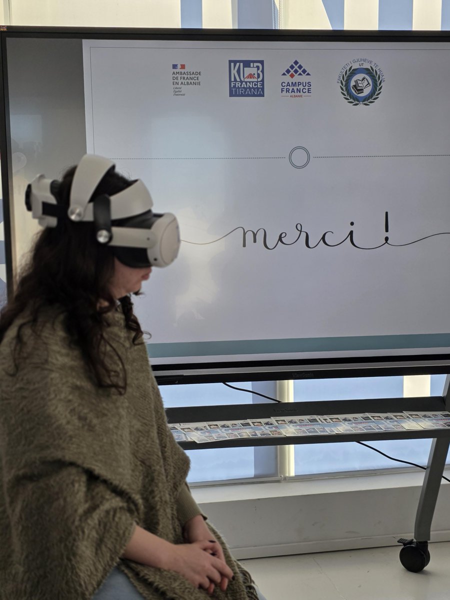 Aujourd’hui, au <a href="/KubFranceTirana/">KubFranceTirana</a>,nous avons accueilli les étudiants du Département de Français – Faculté des Langues Étrangères. Découverte de <a href="/CampusFrance/">Campus France</a>  🇫🇷, atelier sur la lettre de motivation, et immersion en réalité virtuelle au Musée du Louvre 
Une très belle rencontre🇫🇷