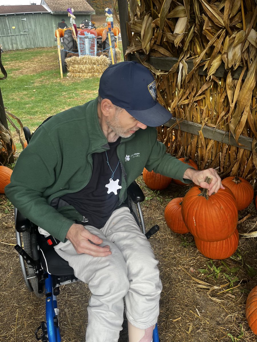 GreystonePrgrms's tweet image. Holding onto fall weather as long as we can! Days spent pumpkin picking and enjoying the outdoors are what autumn’s all about.

#greystoneprograms