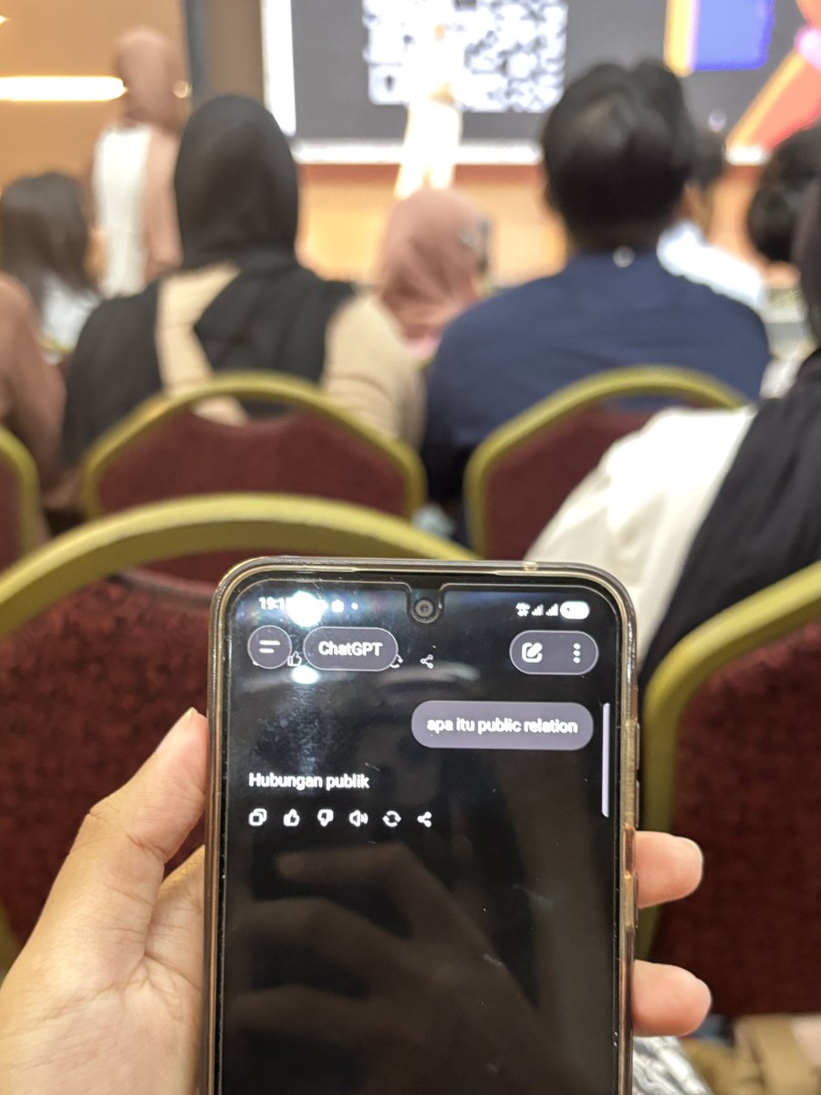 sedang mencoba nge-cheat di humasnet🤓