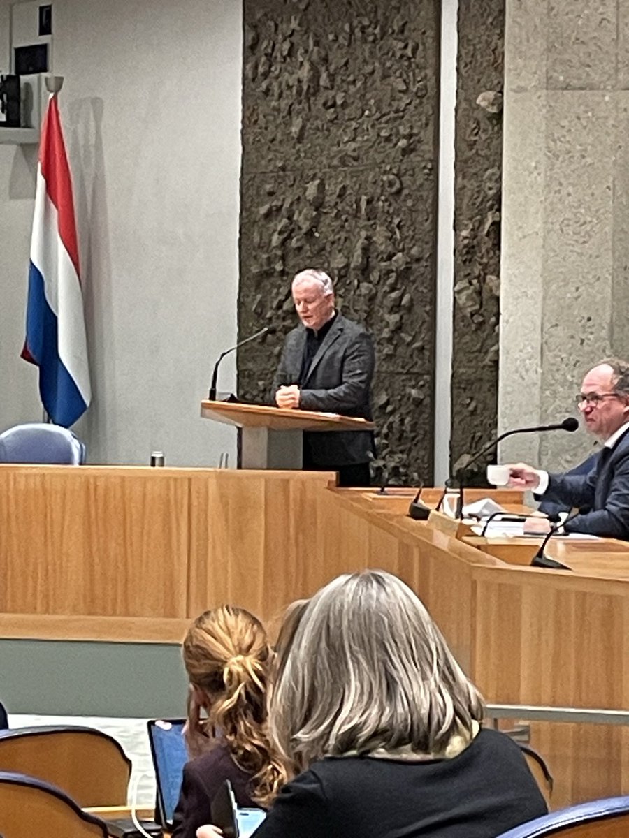 Trots op mijn maatje. Hij maakt veel 50PLUSsers trots. De kop is er af maar ze zullen nog veel van ons horen in de Tweede Kamer👍 <a href="/50pluspartij/">50PLUS</a> <a href="/JanStruijs/">jan struijs</a>