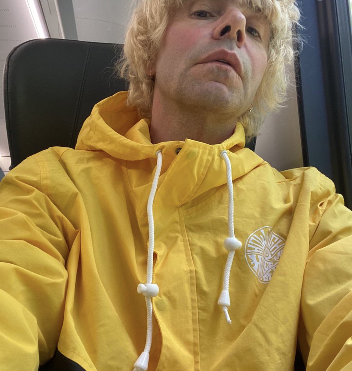 Tim Burgess tweet media