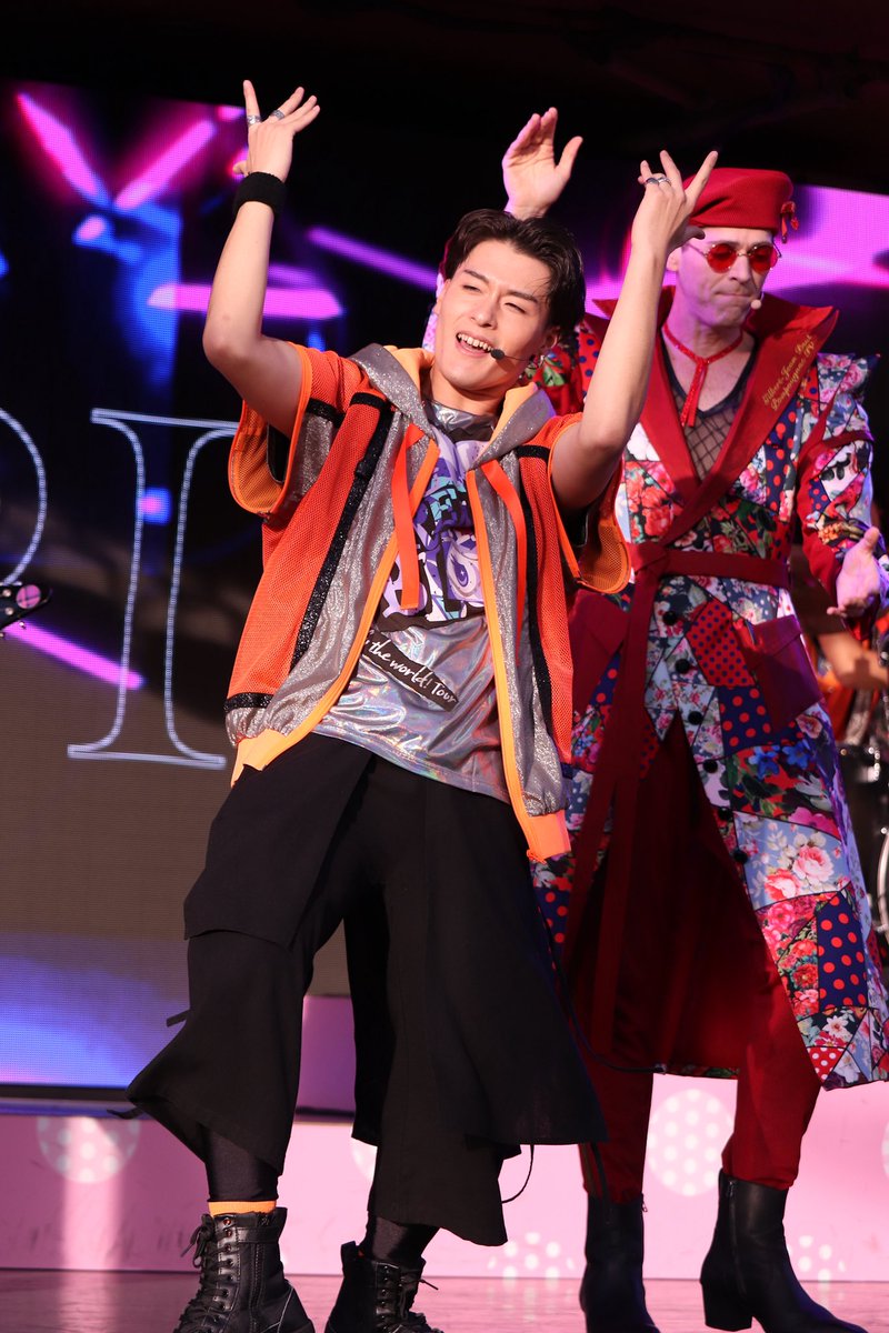 これは別日なんですが、、、し"んさんいつも眩しそう笑