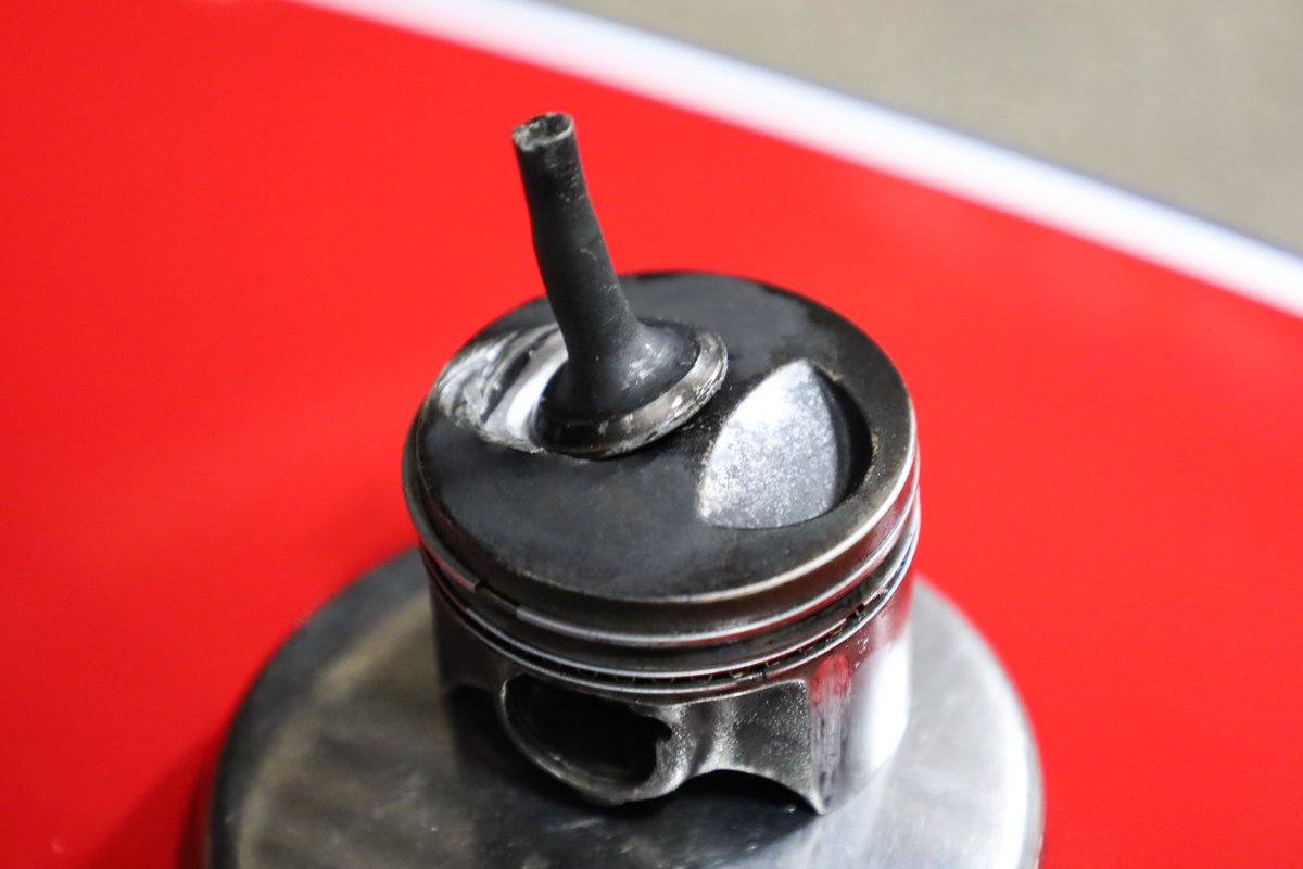 ❤️2台だけの出品ページ☆特大 1/18（手前 タクシー・マッハ1