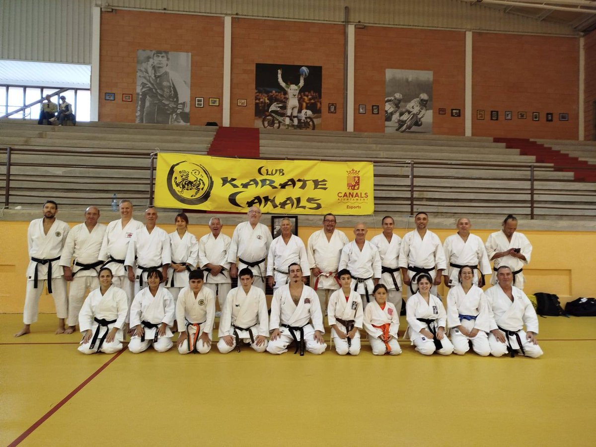 👩🏻‍🎓👨🏻‍🎓Así vivimos el 𝐜𝐮𝐫𝐬𝐨 𝐚𝐧𝐮𝐚𝐥 𝐝𝐞 𝐌𝐚𝐫𝐜𝐞𝐥𝐢𝐚𝐧𝐨 𝐆𝐨́𝐦𝐞𝐳en el 🏟️Pabellón Municipal Ricardo Tormo (Canals).

Sesiones infantiles ➕adultos 👌

#SomDojo