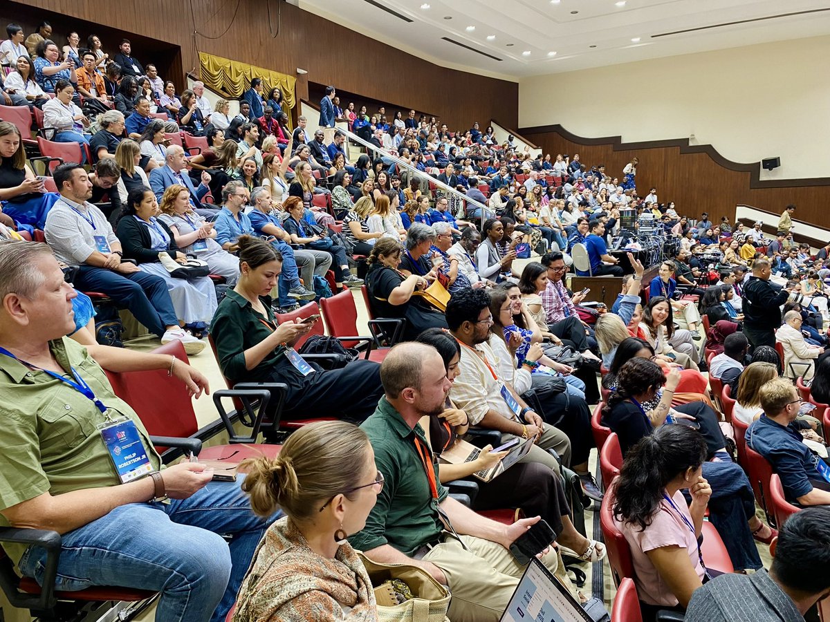 WernerNPaulus's tweet photo. Honored to attend the YA &amp; ICSW 2025 in Bangkok, 31 Oct – 5 Nov, as an Alternate Member of the CIVICUS YAT.
I contributed to the Youth Manifesto, engaging with 1,000+ civil society leaders &amp; speakers on democracy, inclusion &amp; youth-led civic action.
#ICSW2025
@CIVICUSalliance https://t.co/S5kaXbDDZC
