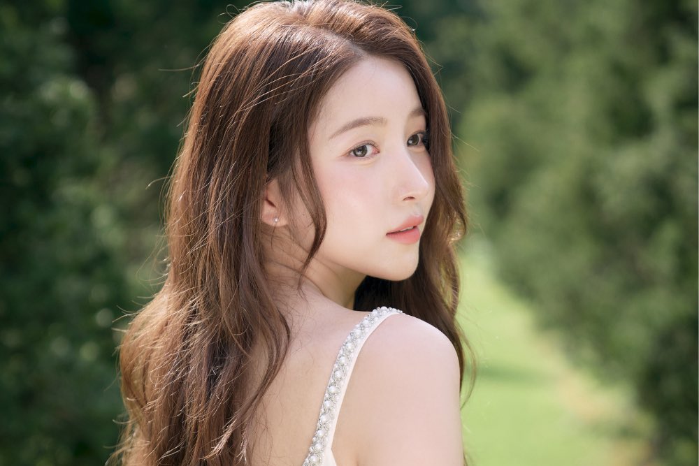 GFRIEND ソウォン、17日スキンケアブランド「ネオベア（Neovea