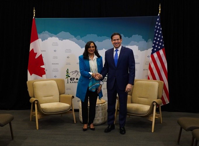 Entretien entre le <a href="/SecRubio/">Secretary Marco Rubio</a> et son Homologue du Canada <a href="/AnitaAnandMP/">Anita Anand</a> .Ils ont mis l’accent sur le renforcement de la coordination entre les Etats-Unis et le Canada sur l’amélioration de la situation sécuritaire en Haïti .<a href="/USAenFrancais/">USA en Français</a> #RFMINFO
