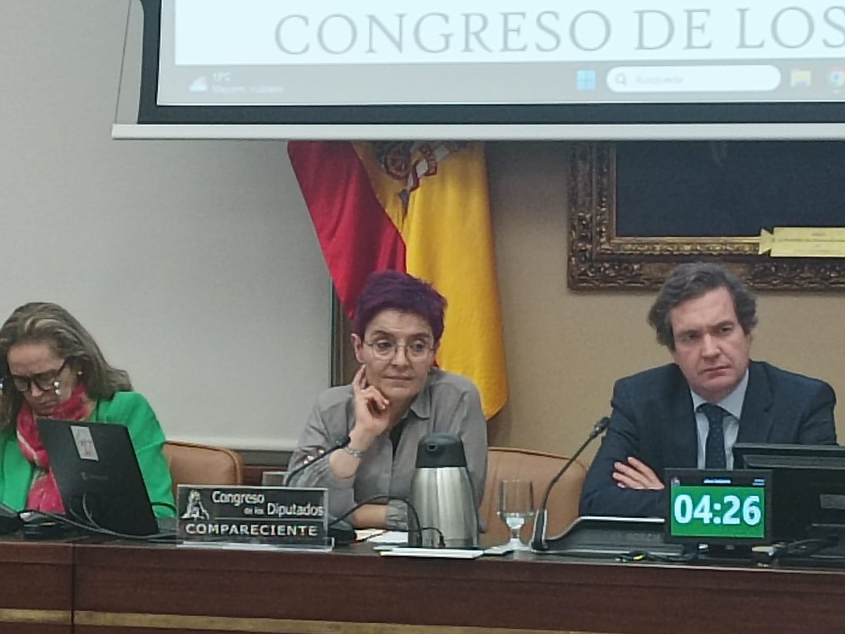 Caarfe_'s tweet image. Agradecemos al Congreso y al Senado por escuchar la voz de CAARFE en la Comisión Mixta para el Estudio de los Problemas de las Adicciones. Nuestra presidenta, Pilar Leal, trasladó las necesidades reales de las personas y familias en rehabilitación. 💙 #Adicciones #CAARFE