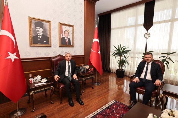 Sakarya Valisi Rahmi Doğan, İlçe Başkanı Çağlayan’ı Kabul Etti