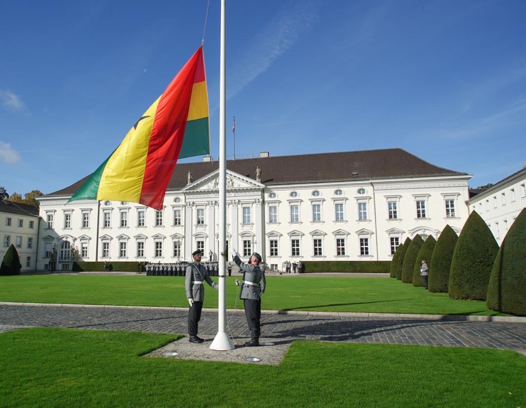 ghanaemberlin's tweet photo. On Monday, 13th October 2025, H.E. Prof.
Ohene Adjei presented his Letters of Credence to His Excellency Frank-Walter Steinmeier, Federal President of the Federal Republic of Germany, at a ceremony held at Schloss Bellevue, Berlin. https://t.co/OQFNN0fXBU