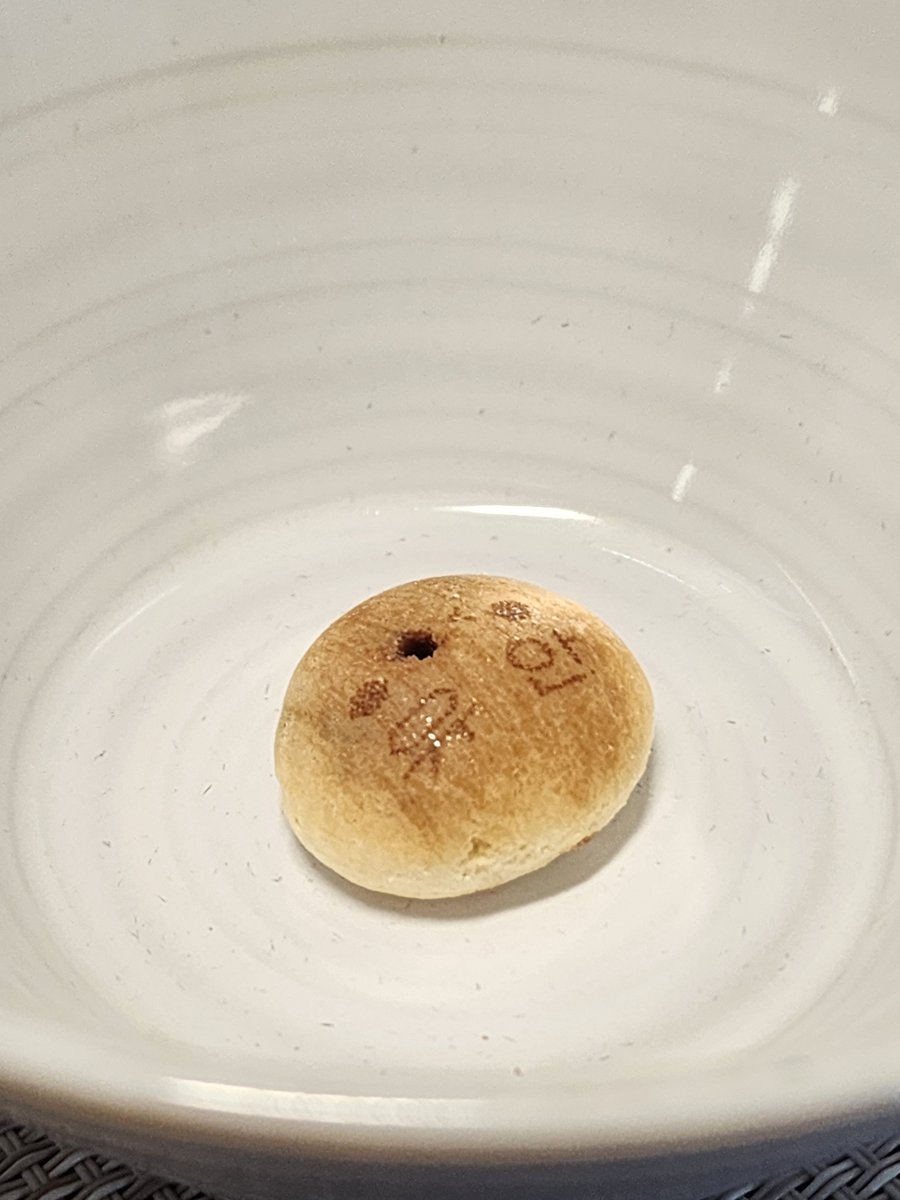 킨더조이 안맥같고 묘하게 킹밧내요