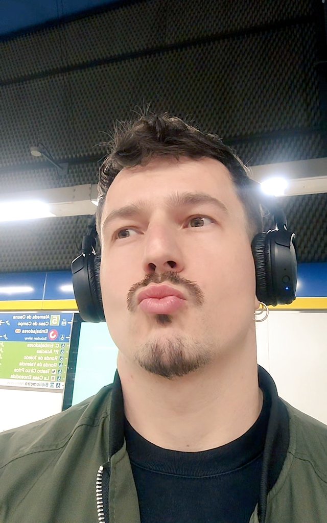 NessIAgain's tweet image. The human / His dog