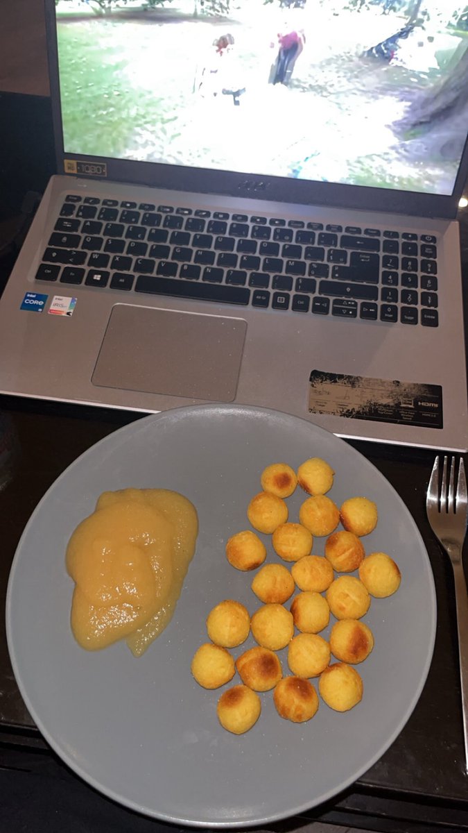 ilmaytv's tweet photo. @Elise_prvt Je peux cocher quelques cases par contre la cuisine #passure https://t.co/UTO155zh2T