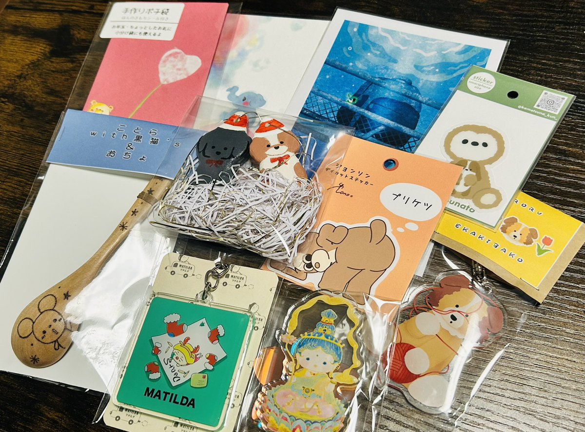 sora6mayu's tweet image. #しあわせ展2 

お迎えさせていただきました〜
ほくほくほっこりです☺️☺️
(お話に夢中で名刺いただくの忘れたりしました…)

展示に加えて楽しさも、もりもりでした！
癒された〜☺️☺️☺️