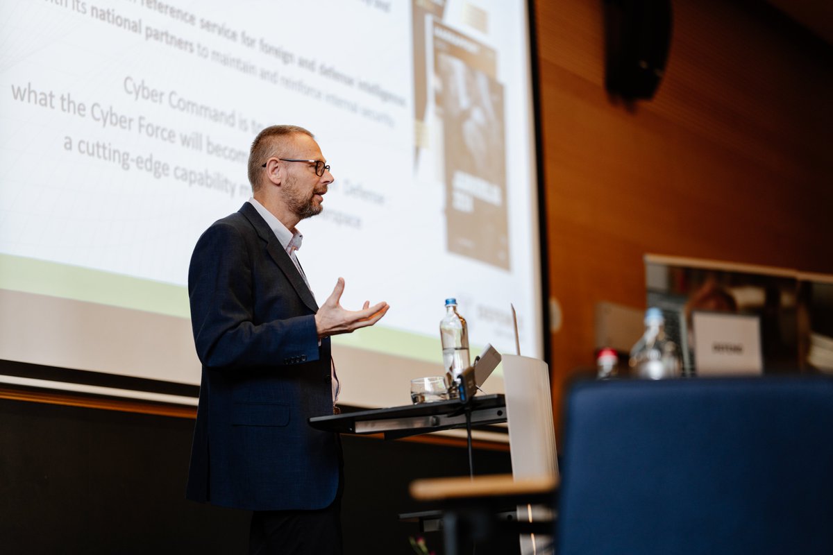 BeCyberForce's tweet image. @ccdcoe Steering Committee Meeting #Belgium : we provide new knowledge on #CyberDefence related technologies and we all have to adopt a wartime mentality in #cyberspace !